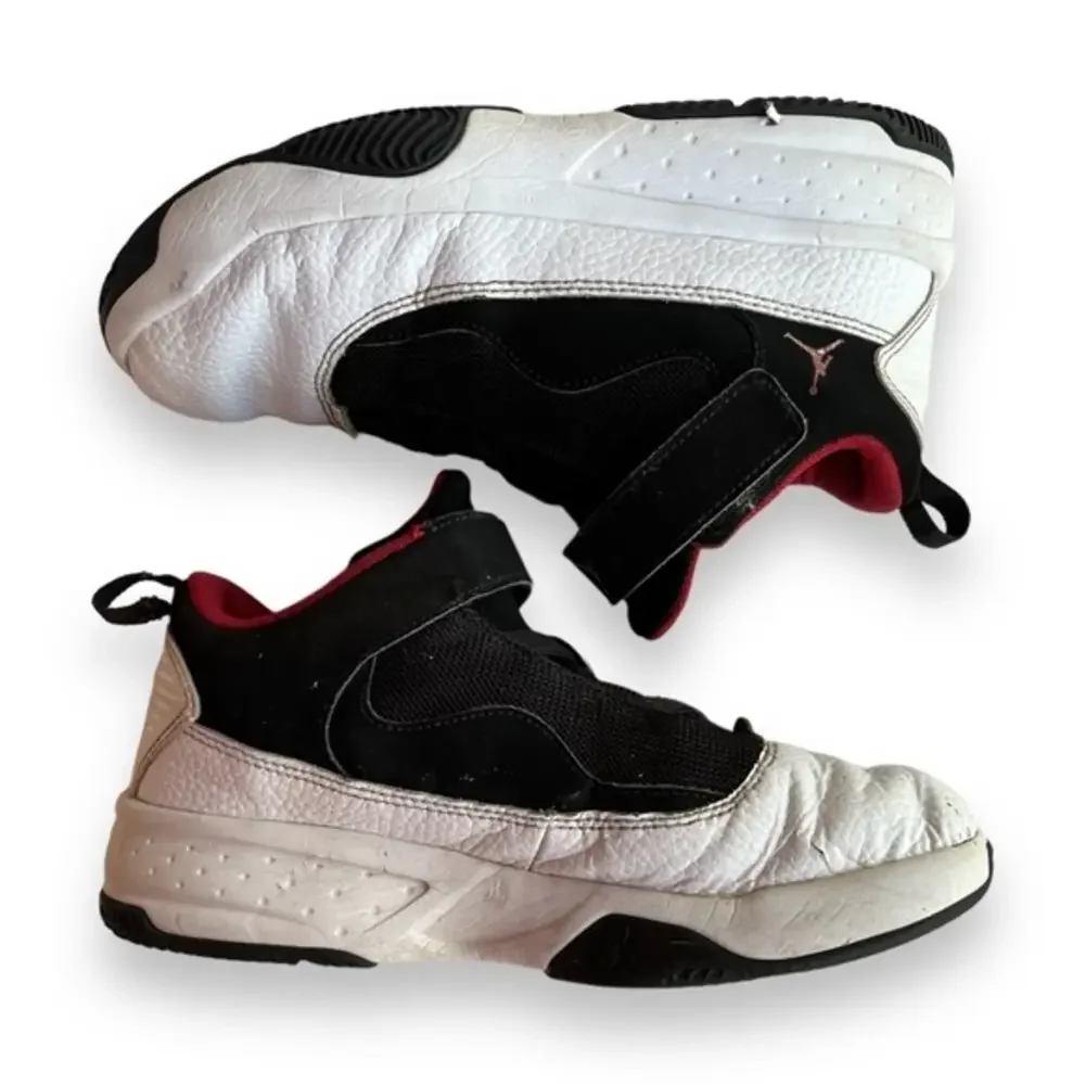 Nike Jordan Max Aura CN8095-100 GS White Black Kid's Sneakers Size 3Y
